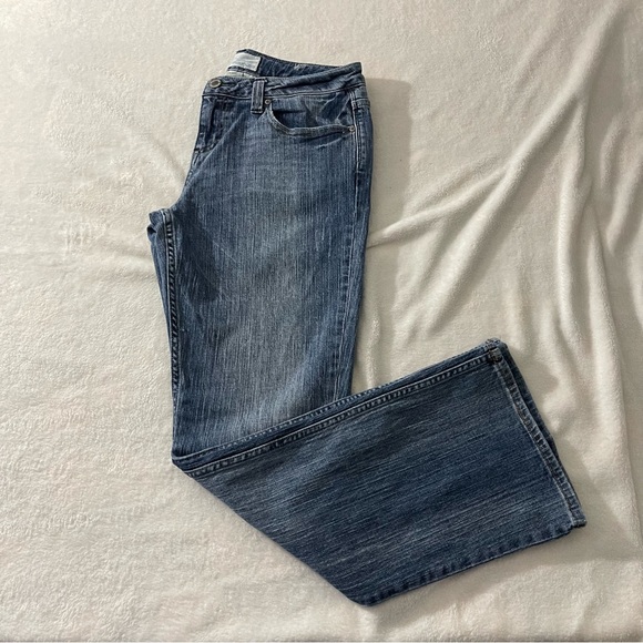 Women’s Maurice’s Ashlyn Boot jeans - Picture 3 of 4